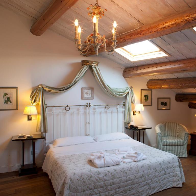 M Club De Luxe B&B Rávena Habitación foto