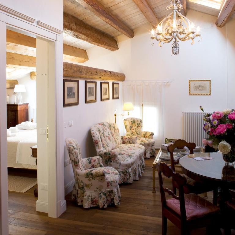 M Club De Luxe B&B Rávena Habitación foto